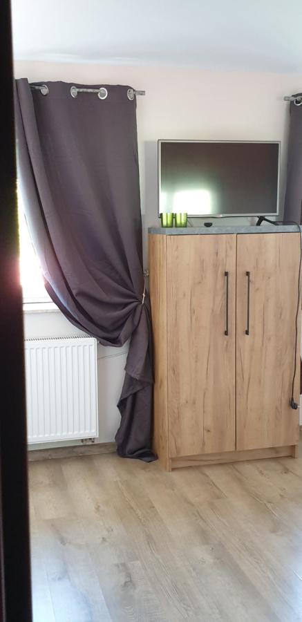 Loqus Studia Apartment *